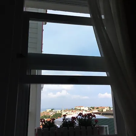 Denizyildizi Бозджаада